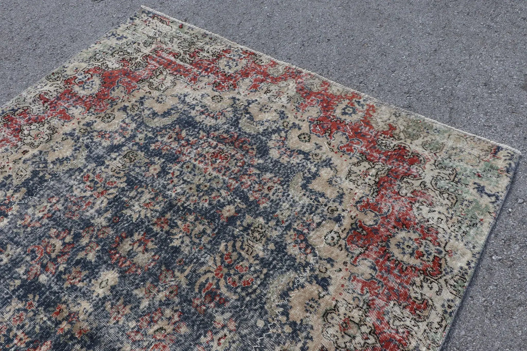 XL Vintage Turkish Accent Area Rug 6.6 x 10.7 ft
