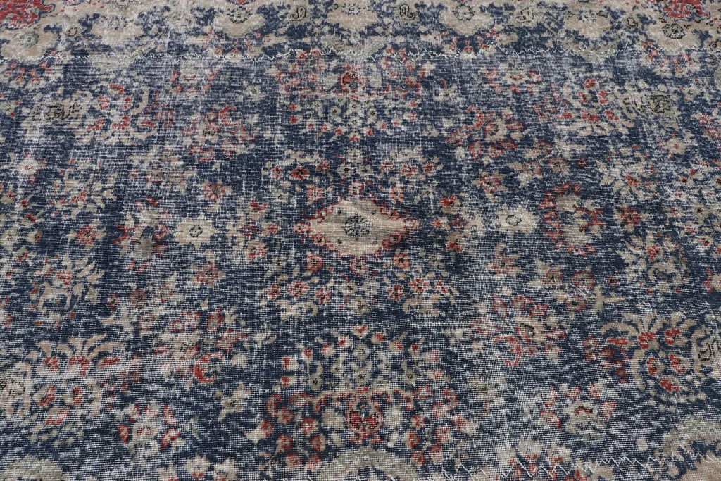 XL Vintage Turkish Accent Area Rug 6.6 x 10.7 ft