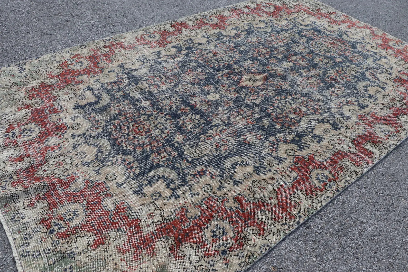 XL Vintage Turkish Accent Area Rug 6.6 x 10.7 ft
