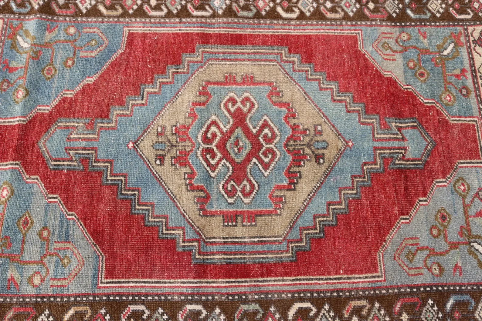 Vintage Turkish Accent Area rug 3 x 5.2 ft