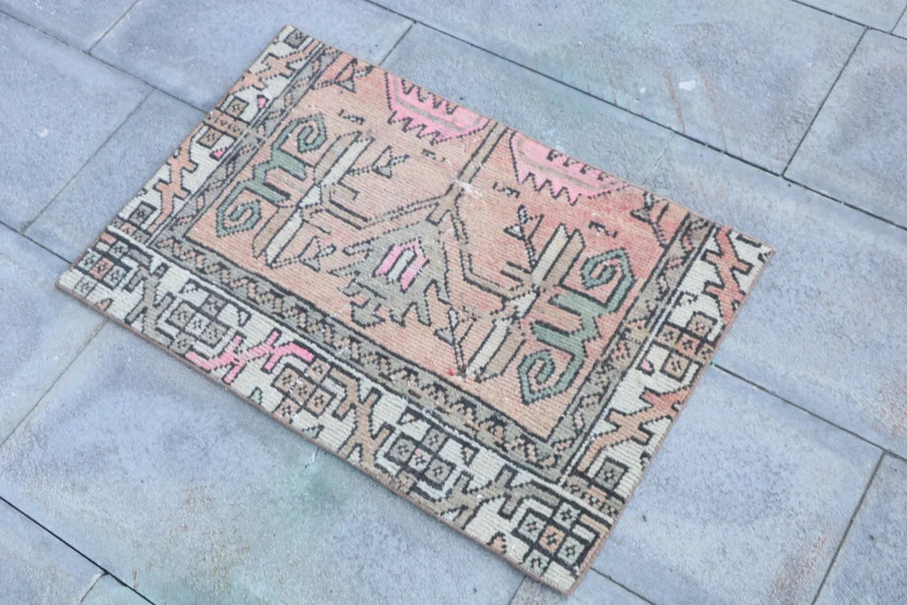 Vintage Turkish Mini Rug 1.7 x 2.7 ft