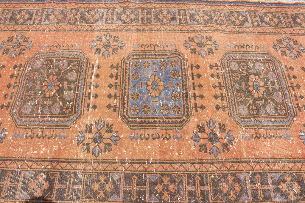Vintage Turkish Accent Area rug 4.7 x 10.7 ft