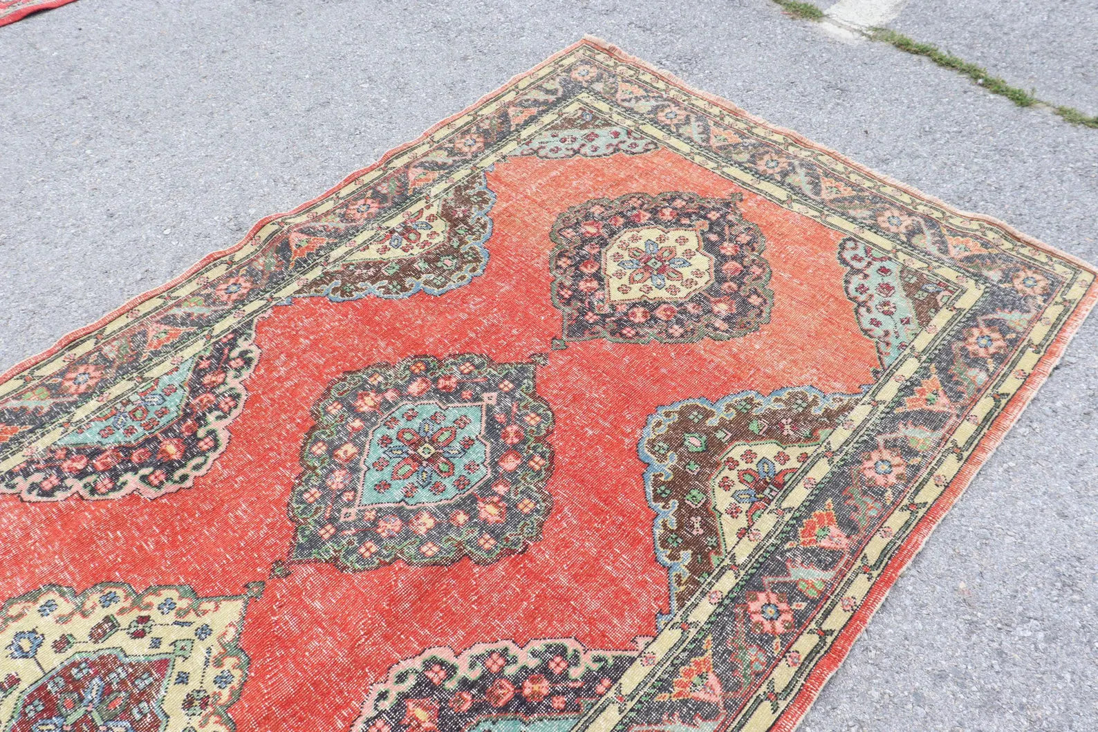 Vintage Turkish Accent Area rug 4.9 x 12.6 ft