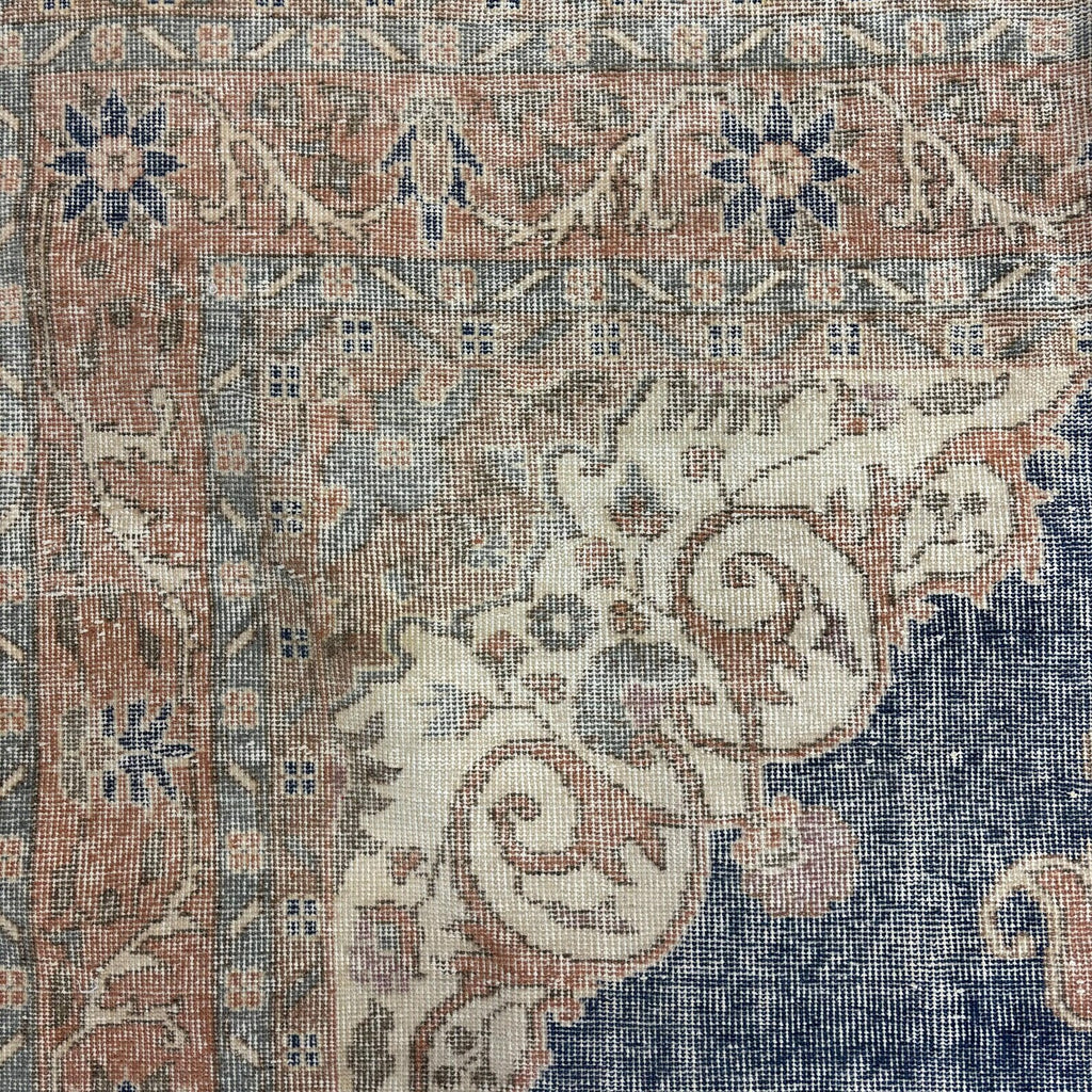XL Vintage Turkish Accent Area Rug 6.7 x 10.6 ft