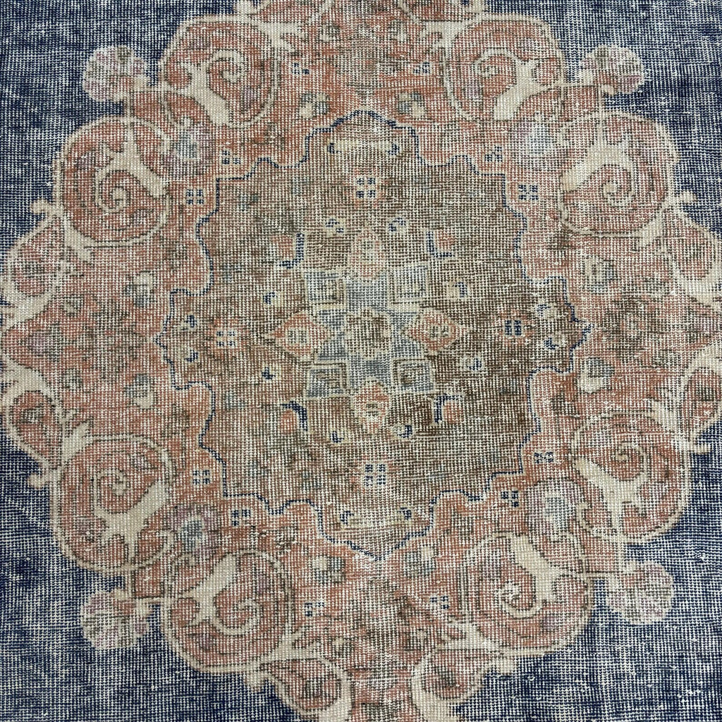 XL Vintage Turkish Accent Area Rug 6.7 x 10.6 ft