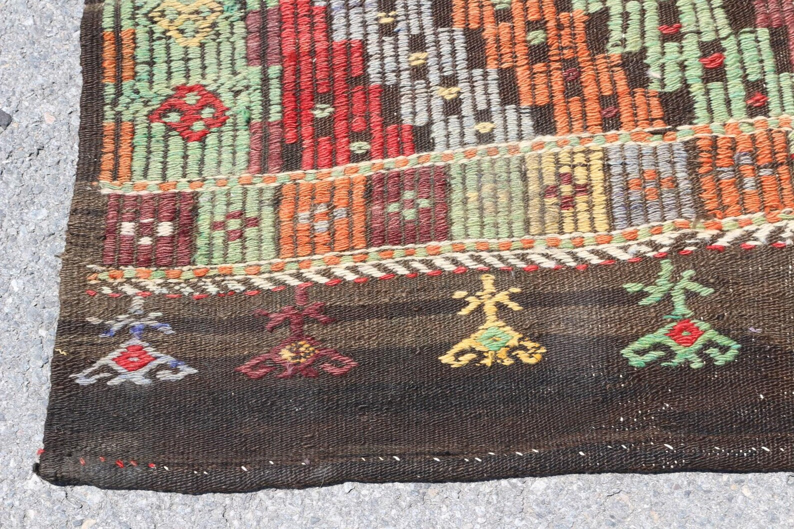 Vintage Turkish Accent Area rug 4.7 x 11.3 ft