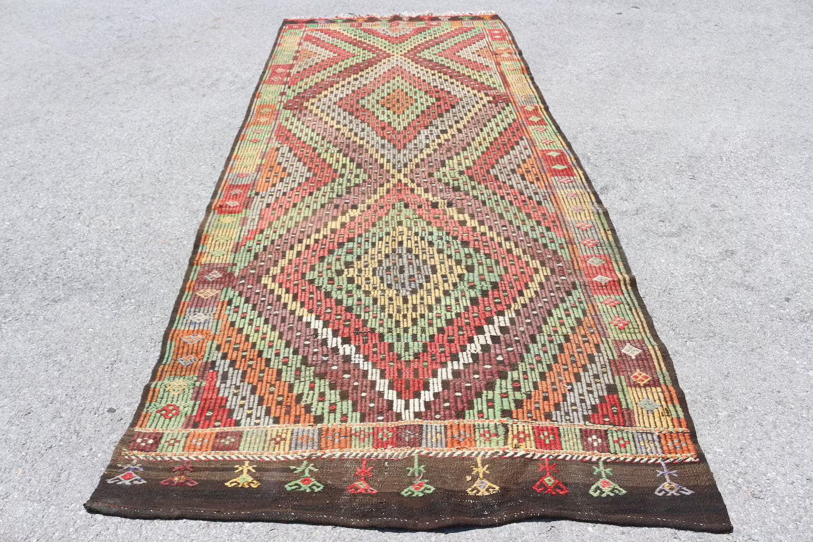 Vintage Turkish Accent Area rug 4.7 x 11.3 ft