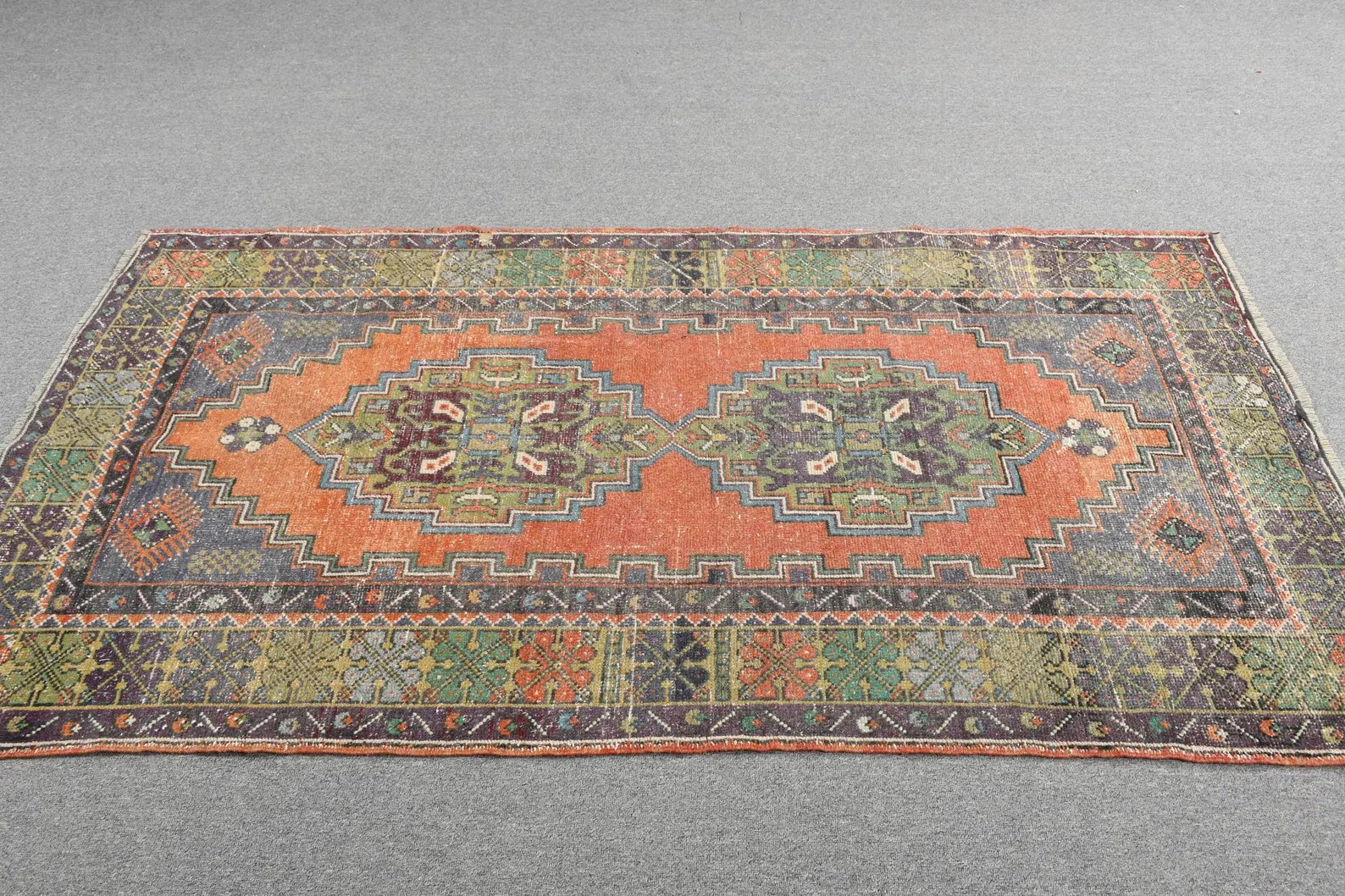 Vintage Turkish Accent Area rug 3.5 x 6.5 ft