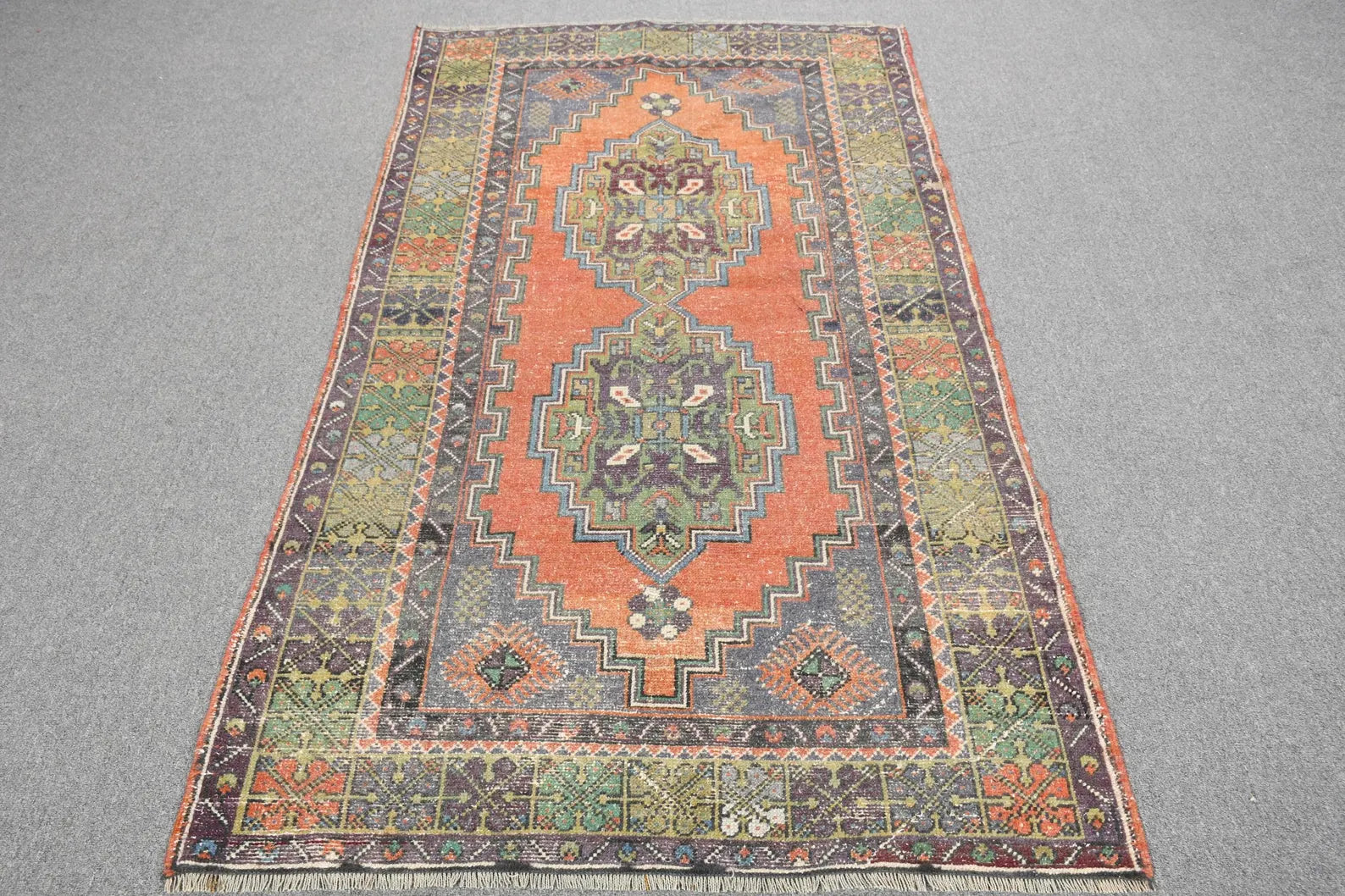 Vintage Turkish Accent Area rug 3.5 x 6.5 ft