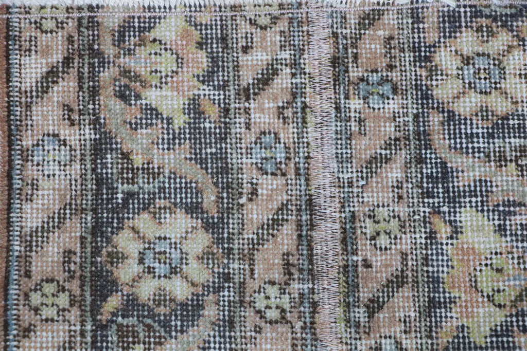 Vintage Turkish Runner Rug 1.5 x 4.2 ft