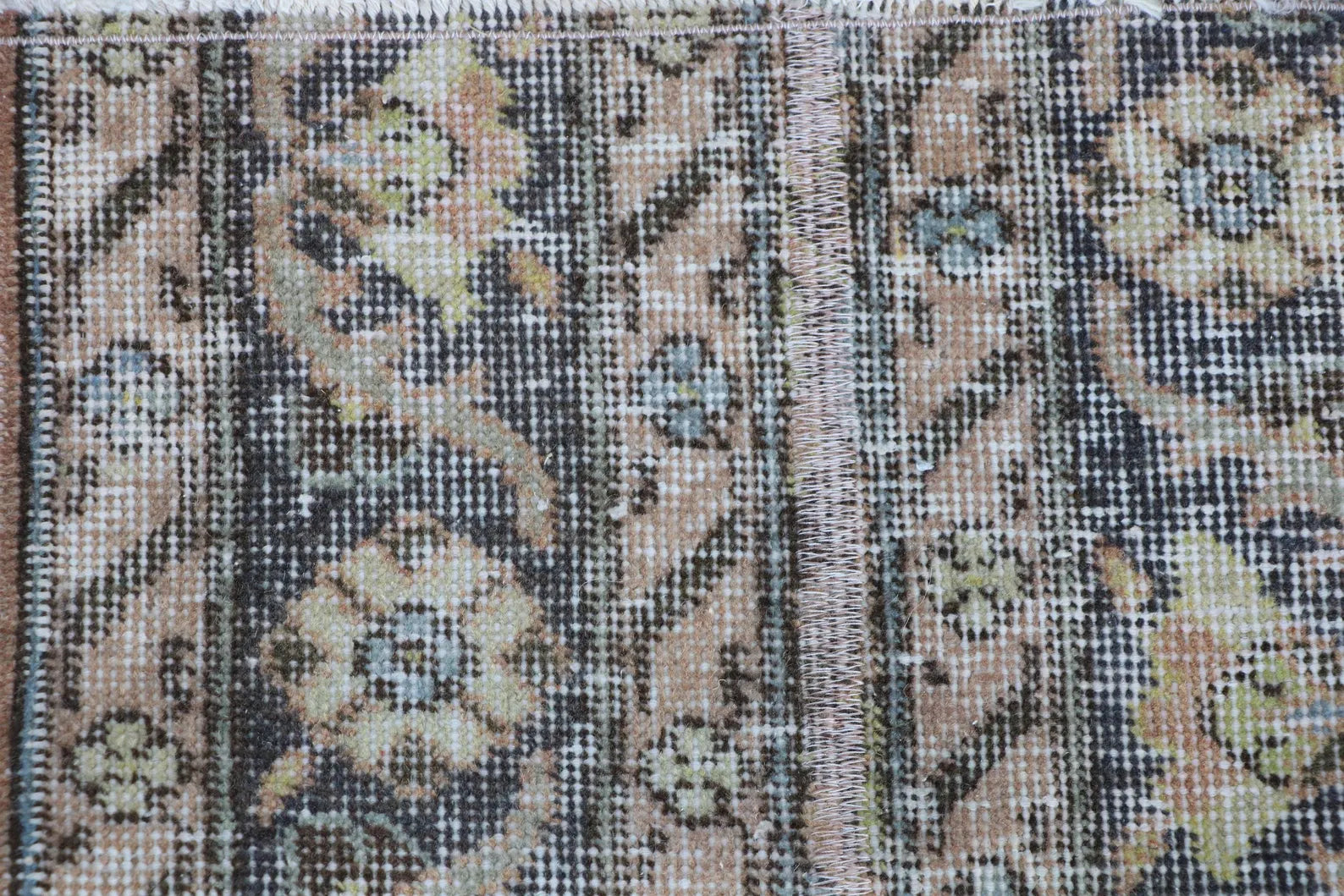Vintage Turkish Runner Rug 1.5 x 4.2 ft