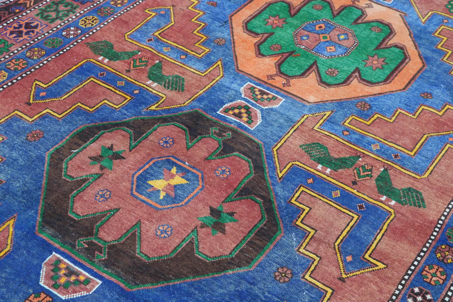 XL Vintage Turkish Accent Area Rug 5.4 x 9.9 ft