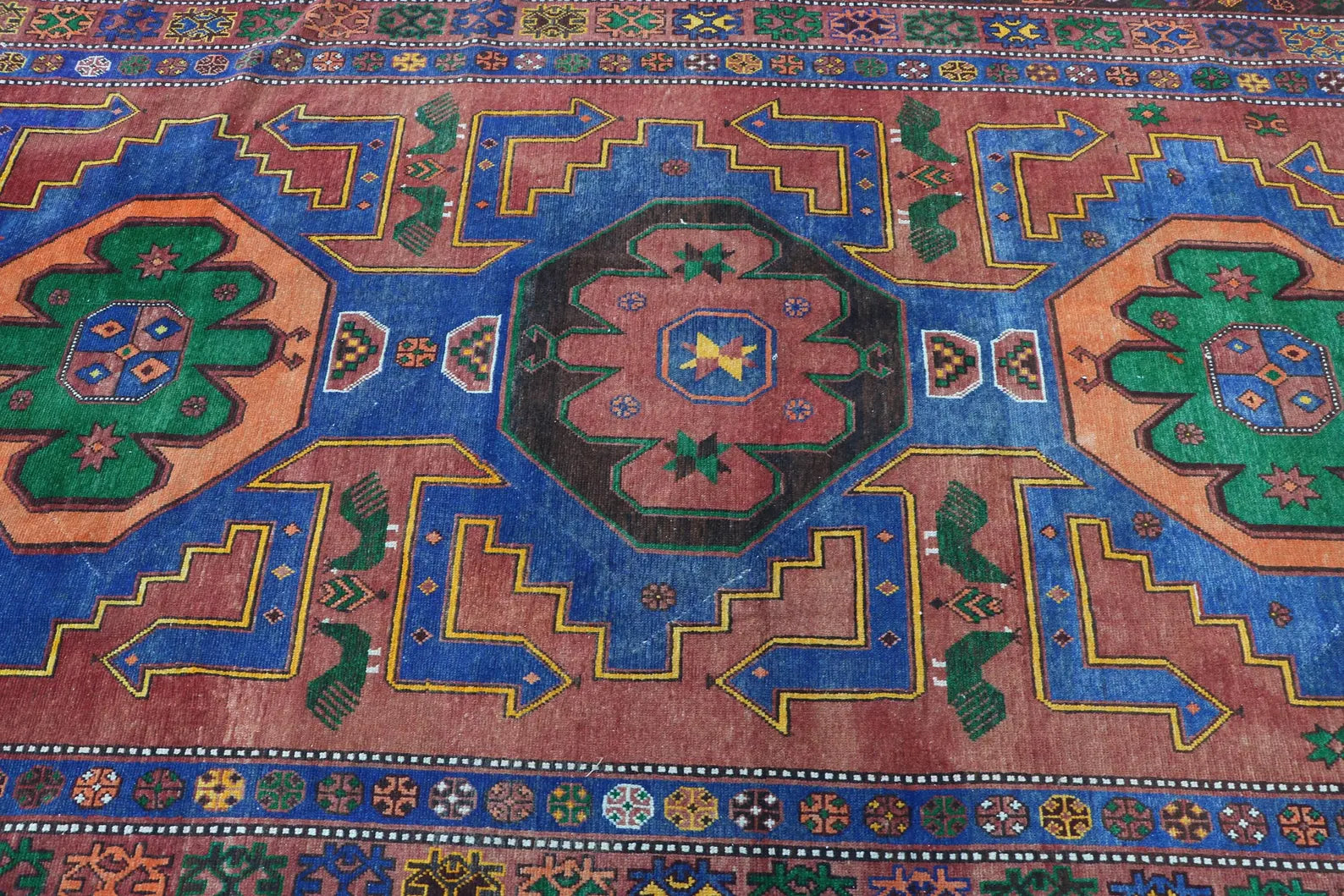 XL Vintage Turkish Accent Area Rug 5.4 x 9.9 ft