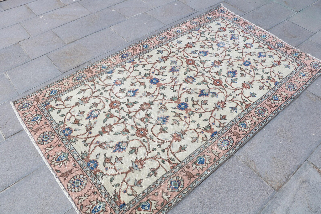 Vintage Turkish Accent Area rug 3.8 x 6.6 ft