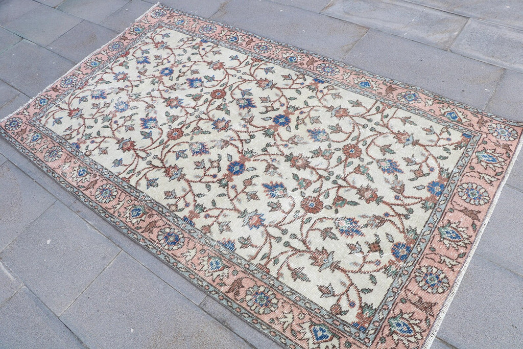 Vintage Turkish Accent Area rug 3.8 x 6.6 ft