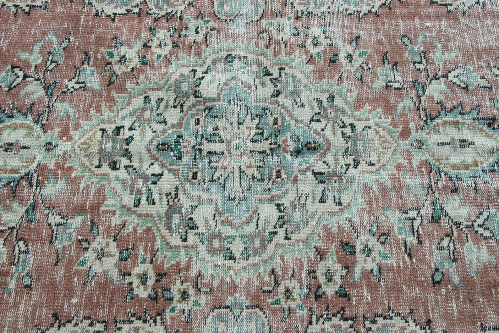Vintage Turkish Accent Area rug 4.5 x 8.2 ft