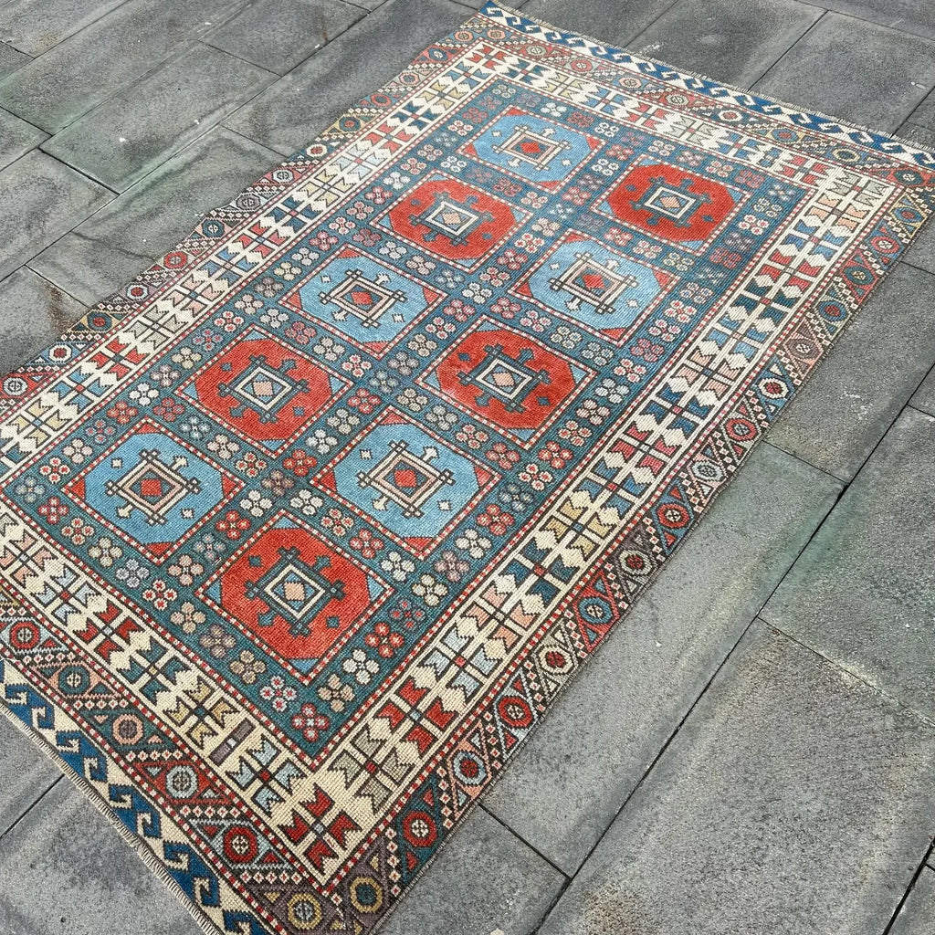 Vintage Turkish Accent Area rug 3.7 x 5.7 ft