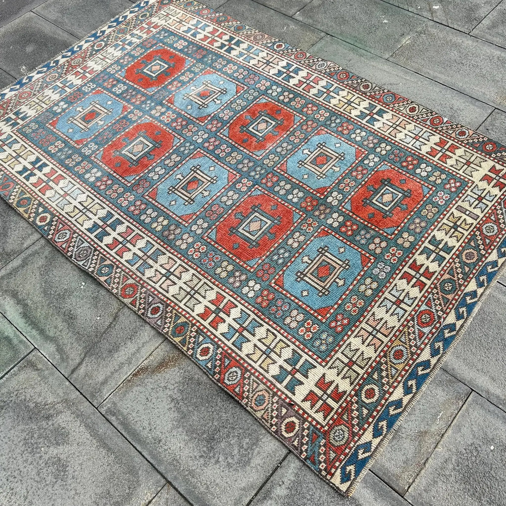 Vintage Turkish Accent Area rug 3.7 x 5.7 ft
