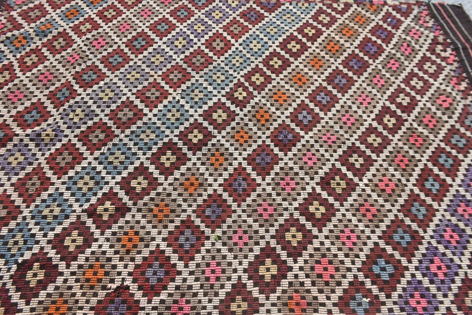 XL Vintage Turkish Accent Area rug 5.9 x 9.2 ft