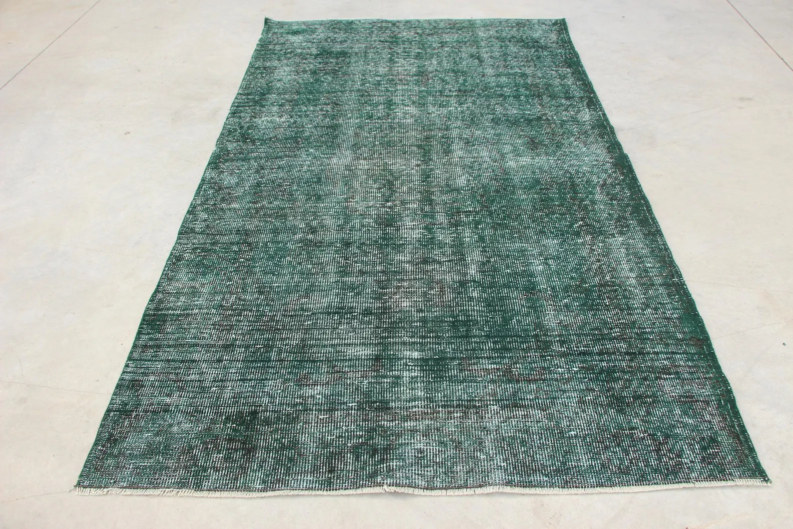 XL Vintage Turkish Accent Area rug 5 x 8.4 ft