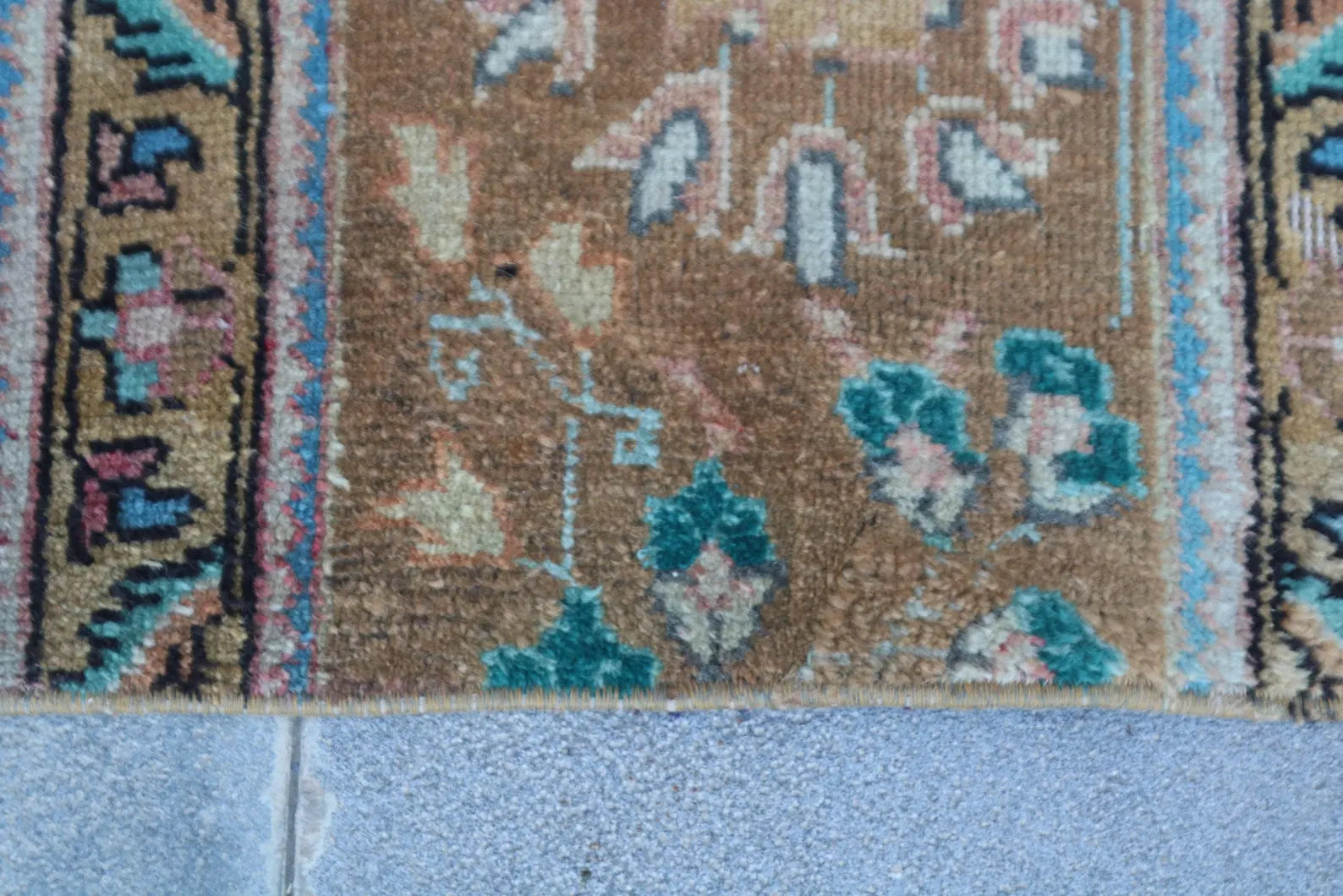 Vintage Turkish Mini Rug 1.6 x 1.6 ft