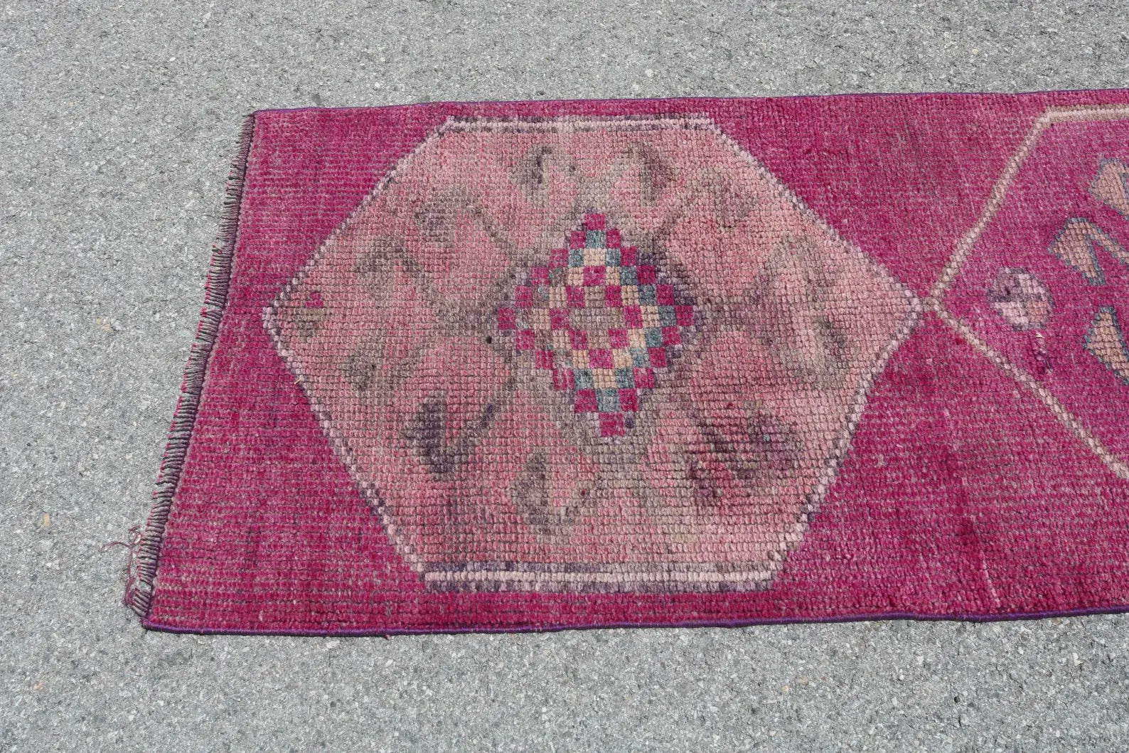 Vintage Turkish Runner Rug 2.8 x 9.4 ft