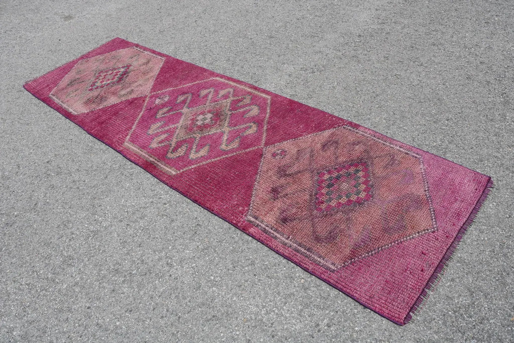 Vintage Turkish Runner Rug 2.8 x 9.4 ft