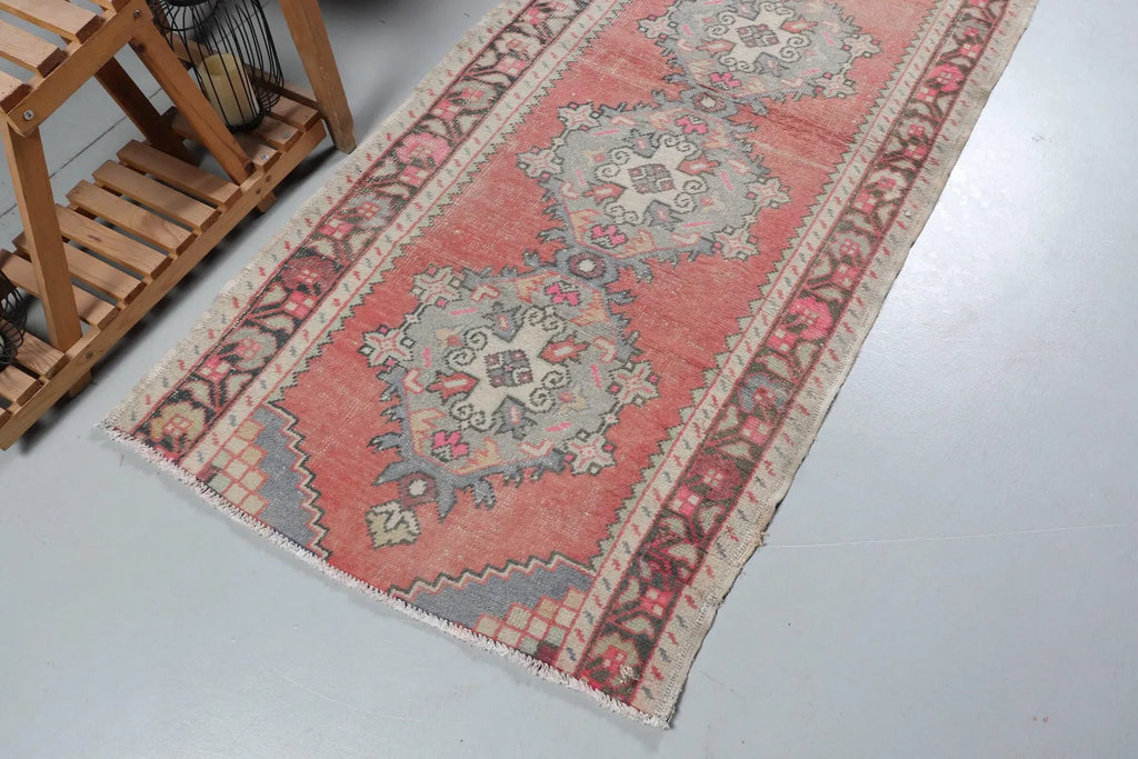 Vintage Turkish Runner Rug 3.2 x 7.5 ft