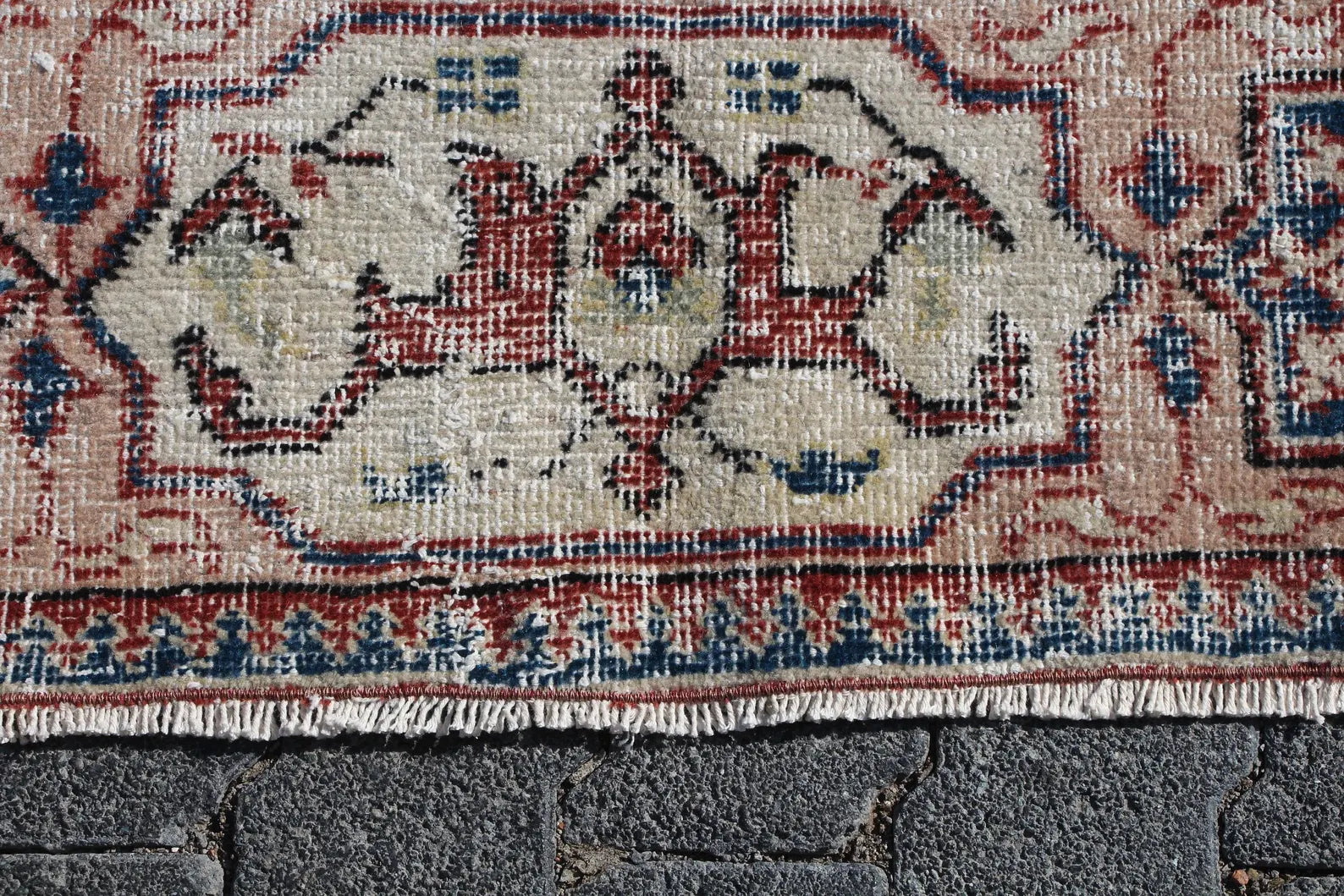 XL Vintage Turkish Accent Area Rug 6.1 x 9.9 ft