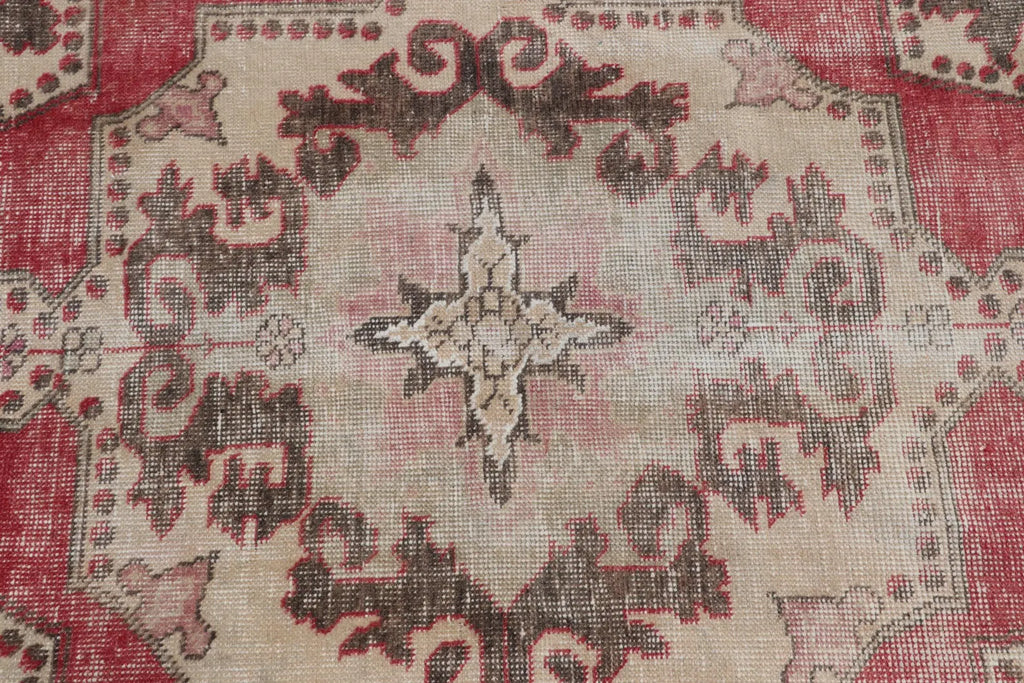 Vintage Turkish Accent Area rug 3.8 x 6.9 ft
