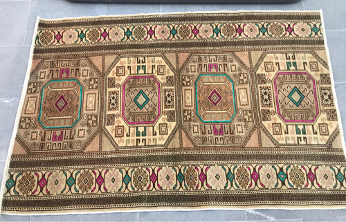 Vintage Turkish Accent Area rug 3.3 x 5.1 ft