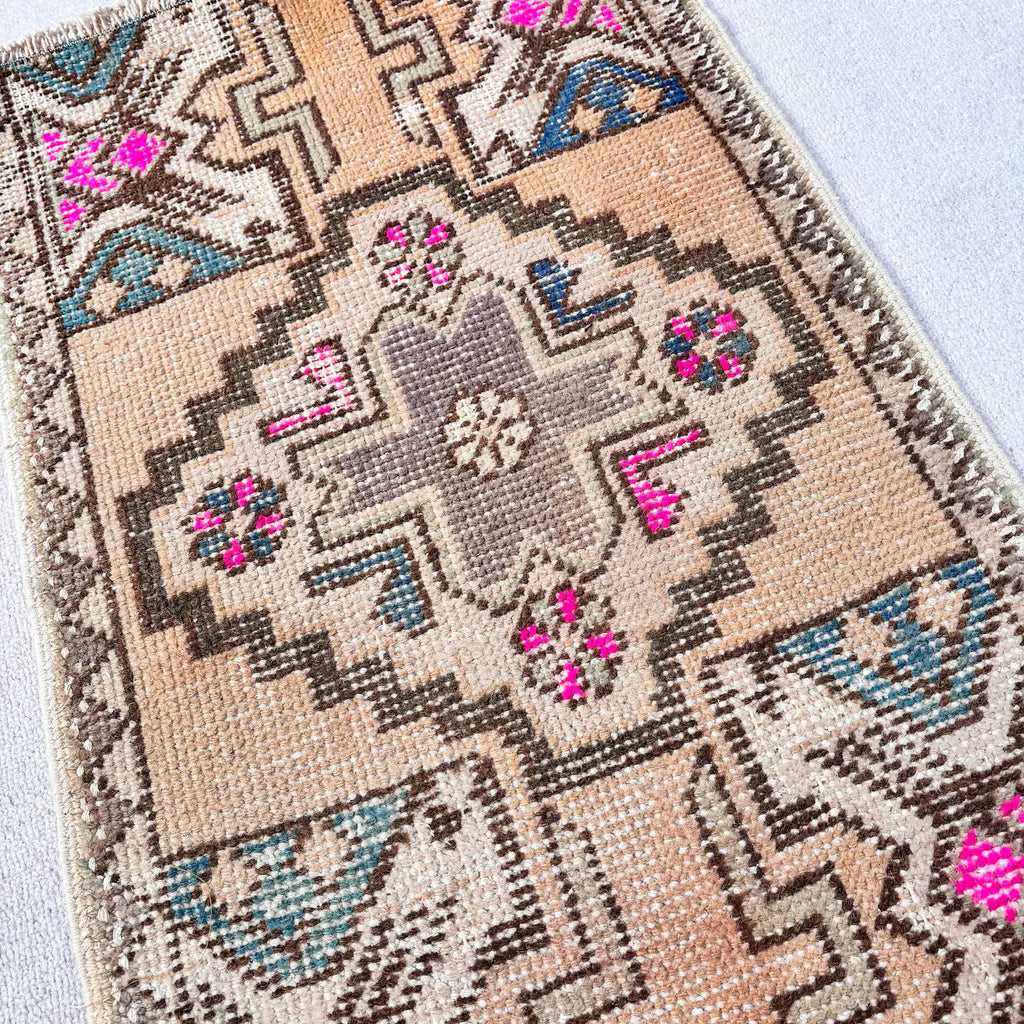 Vintage Turkish Mini Rug 1.6 x 2.6 ft