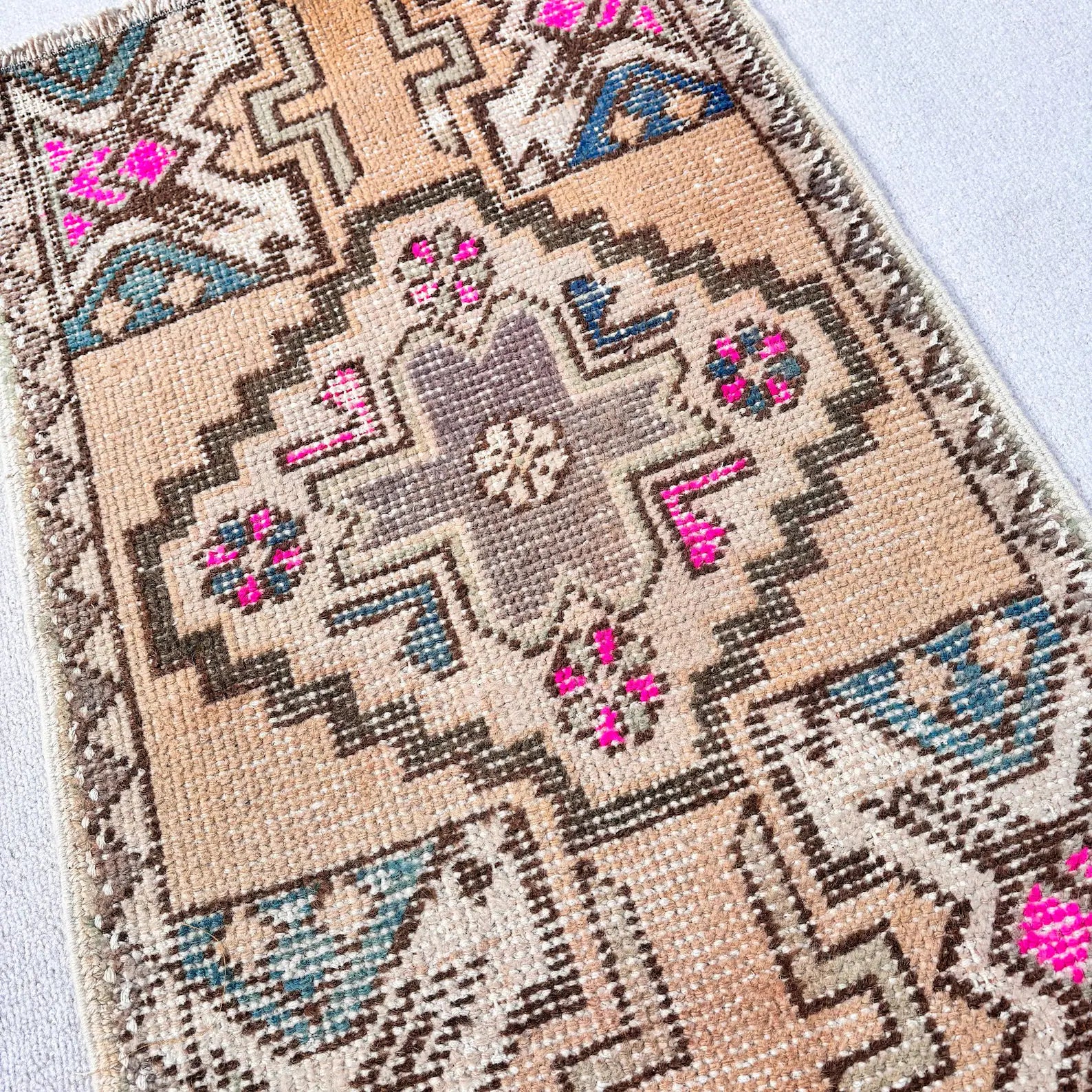Vintage Turkish Mini Rug 1.6 x 2.6 ft