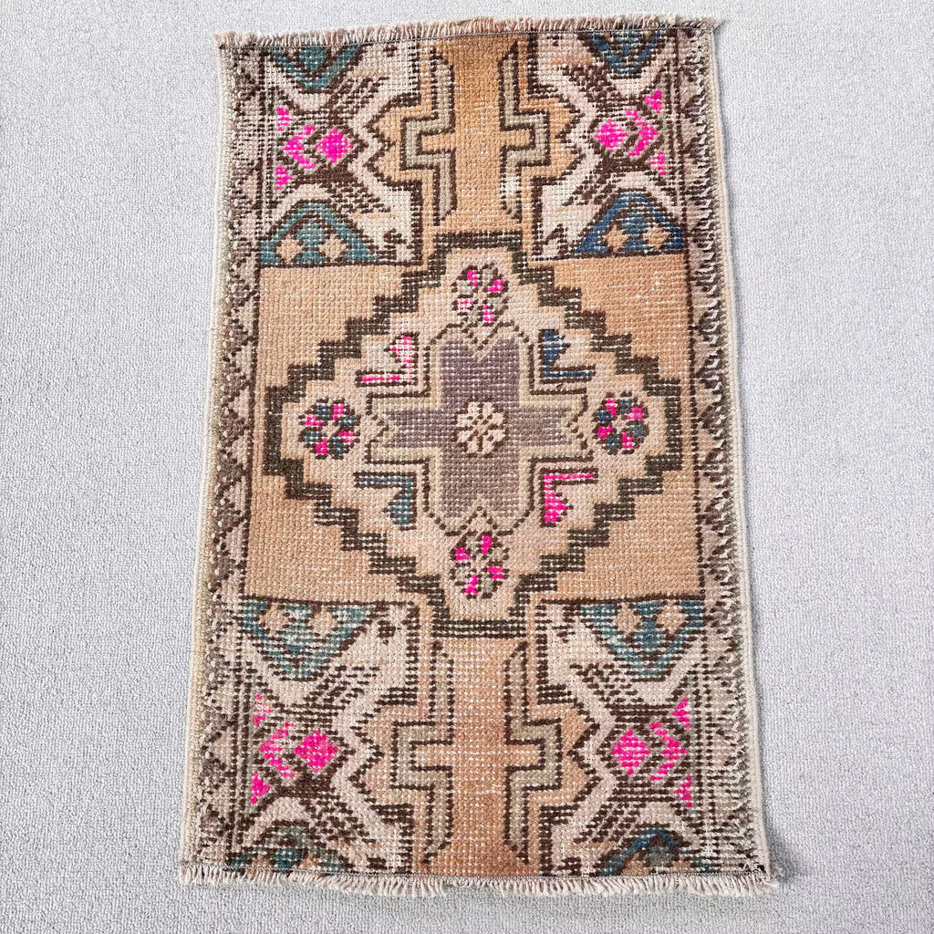 Vintage Turkish Mini Rug 1.6 x 2.6 ft