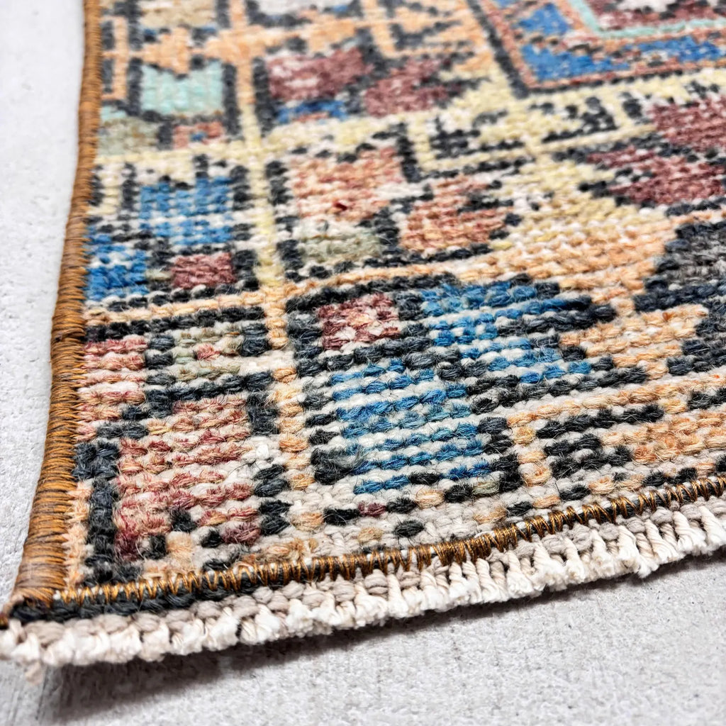 Vintage Turkish Accent Area rug 3.8 x 7.6 ft
