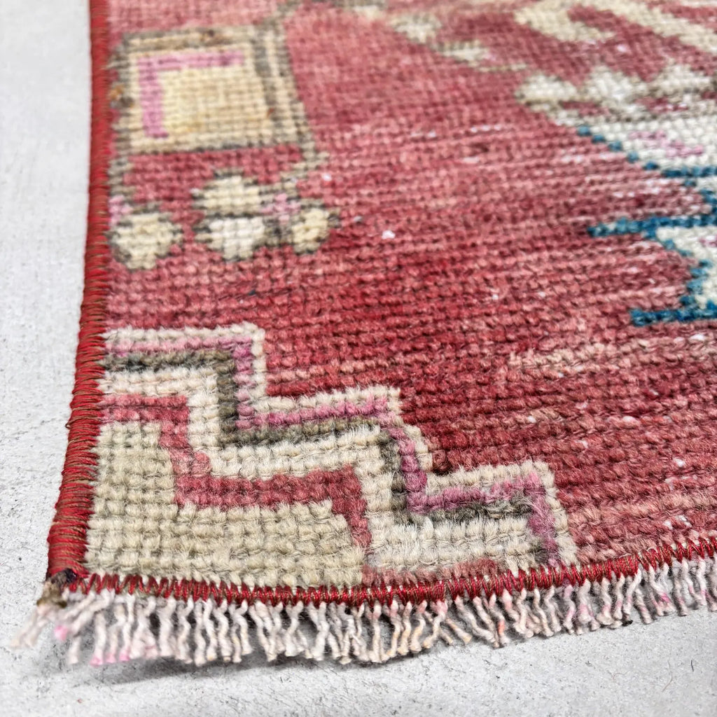 Vintage Turkish Mini Rug 1.5 x 2.7 ft