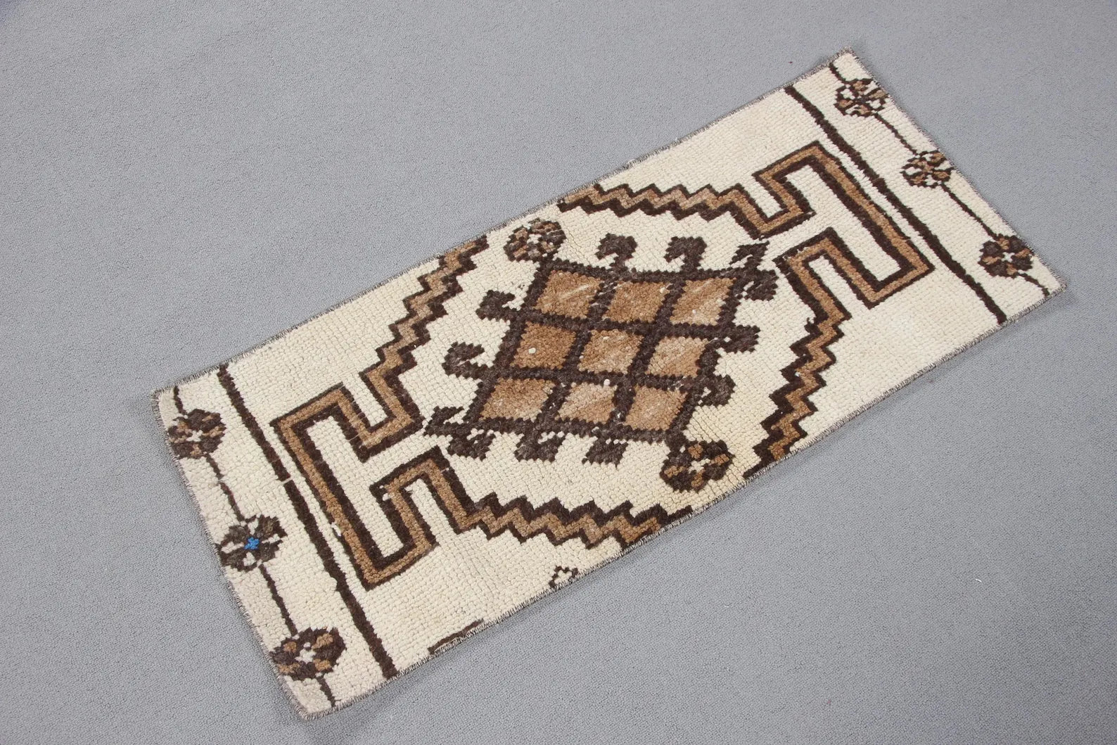 Vintage Turkish Mini Rug 1.5 x 3.4 ft