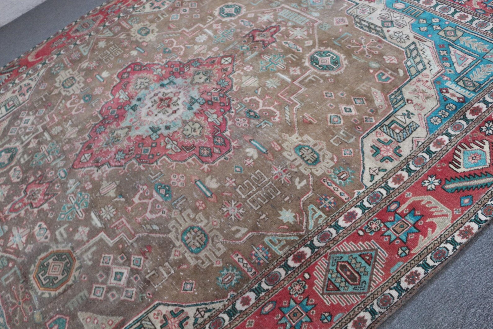 XL Vintage Turkish Accent Area Rug 9.2 x 12.4 ft