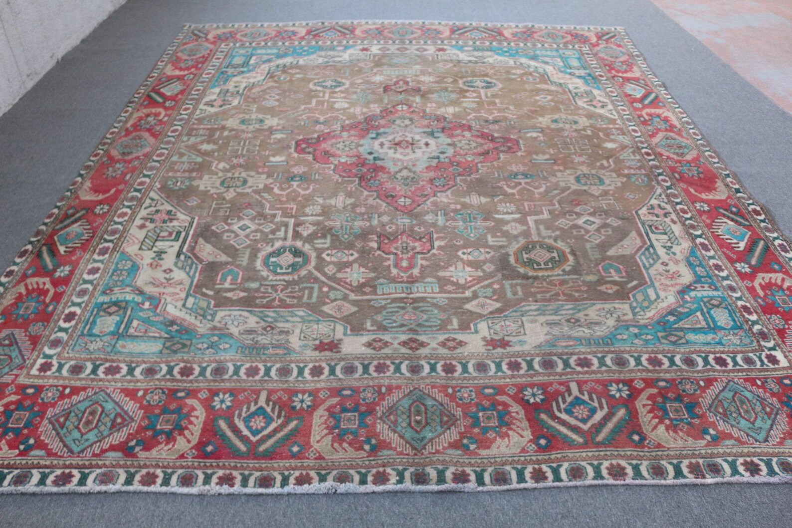 XL Vintage Turkish Accent Area Rug 9.2 x 12.4 ft