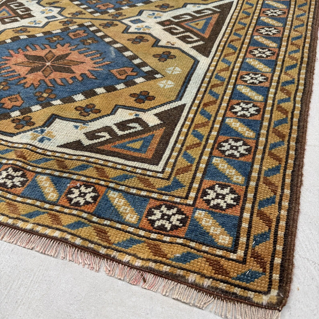 Vintage Turkish Accent Area rug 3.6 x 5.2 ft