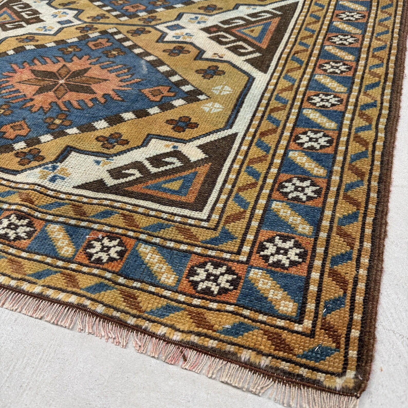 Vintage Turkish Accent Area rug 3.6 x 5.2 ft