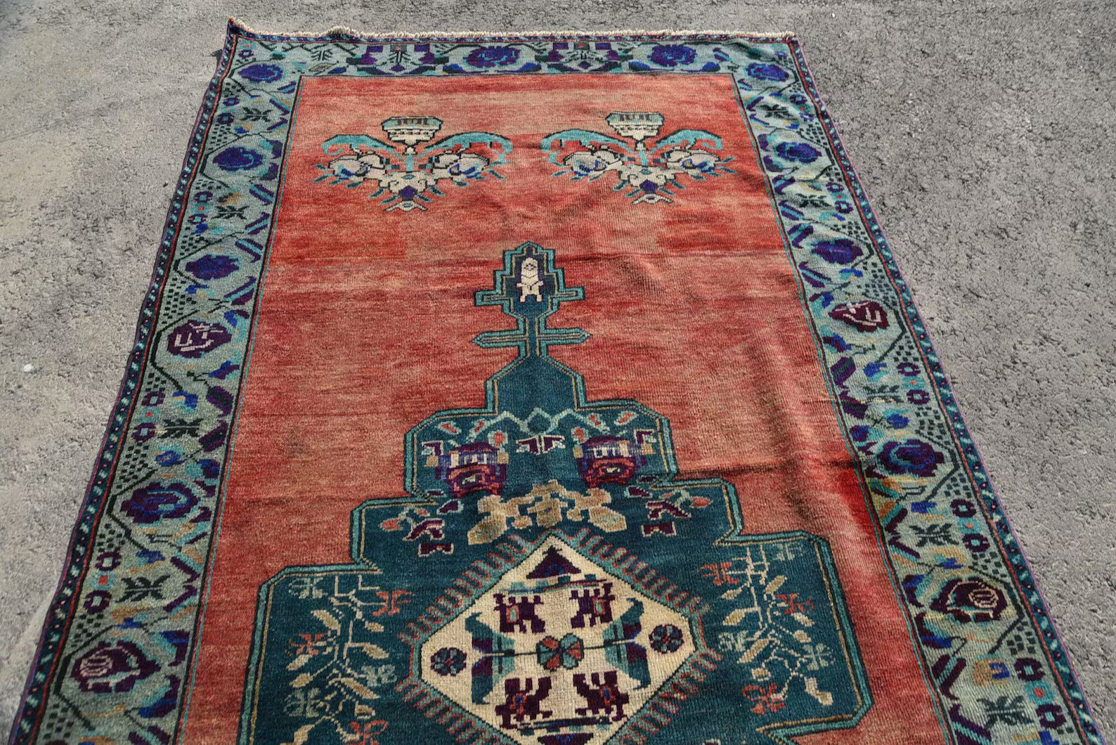 XL Vintage Turkish Accent Area rug 4.8 x 10.3 ft