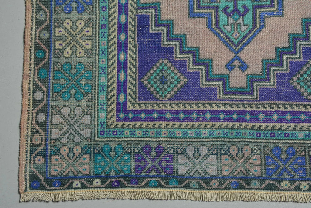 Vintage Turkish Accent Area rug 3.7 x 6 ft