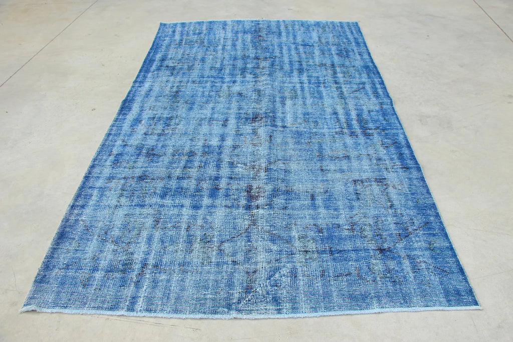 Vintage Turkish Accent Area rug 5.3 x 8.6 ft
