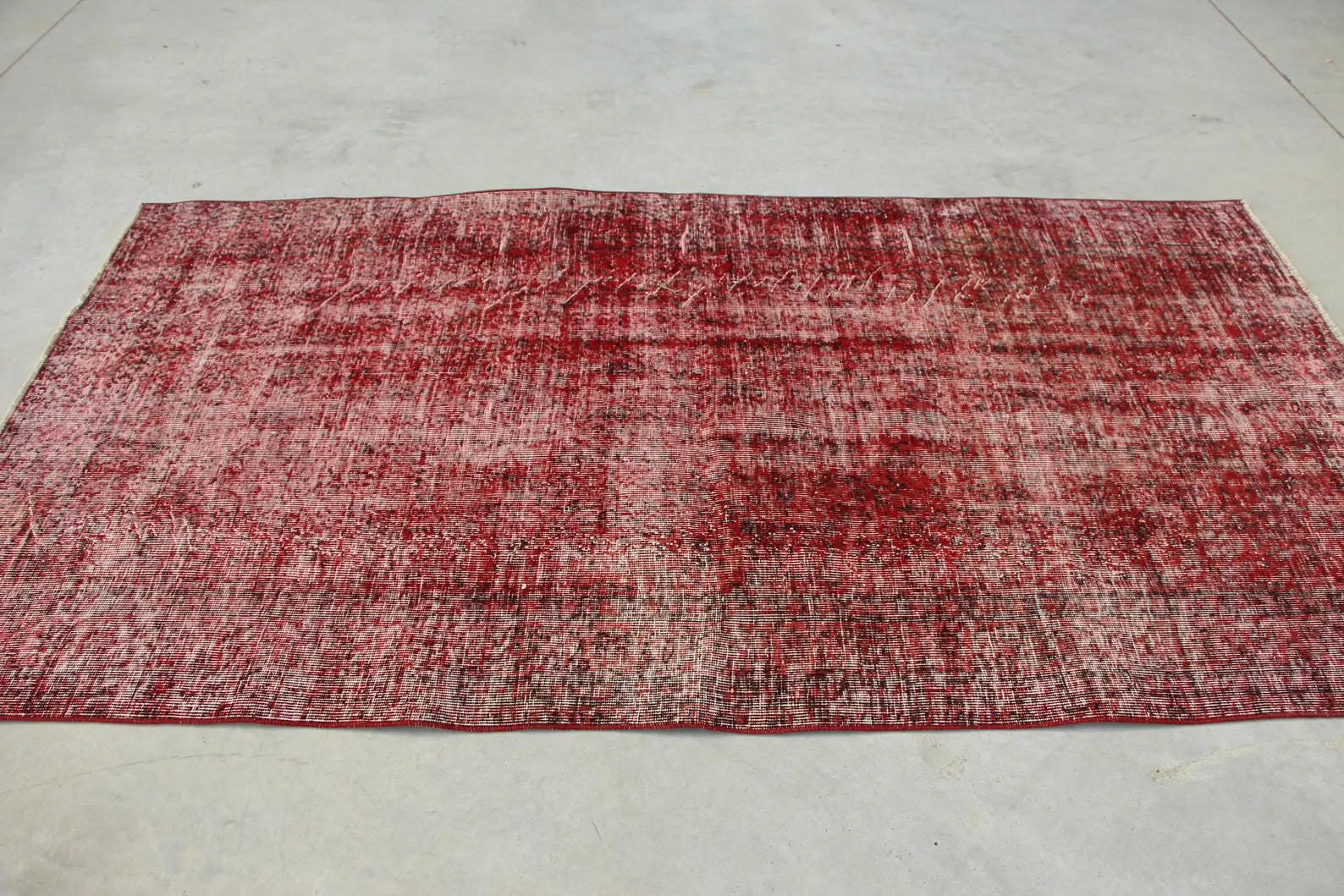 Vintage Turkish Accent Area rug 4.5 x 8.3 ft