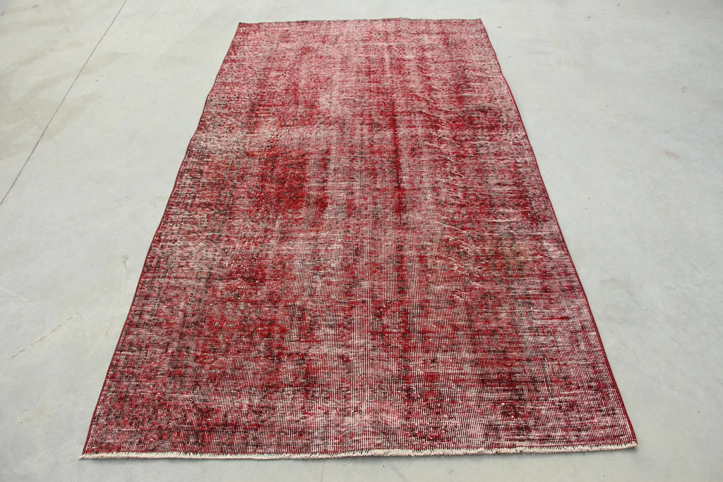 Vintage Turkish Accent Area rug 4.5 x 8.3 ft