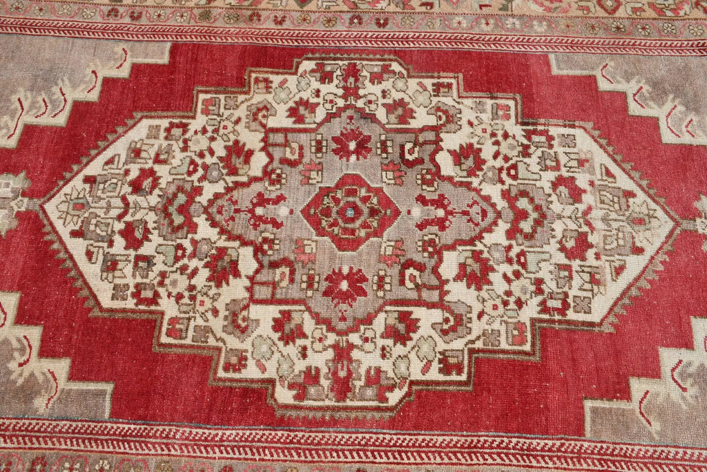 XL Vintage Turkish Accent Area rug 5.2 x 9.1 ft