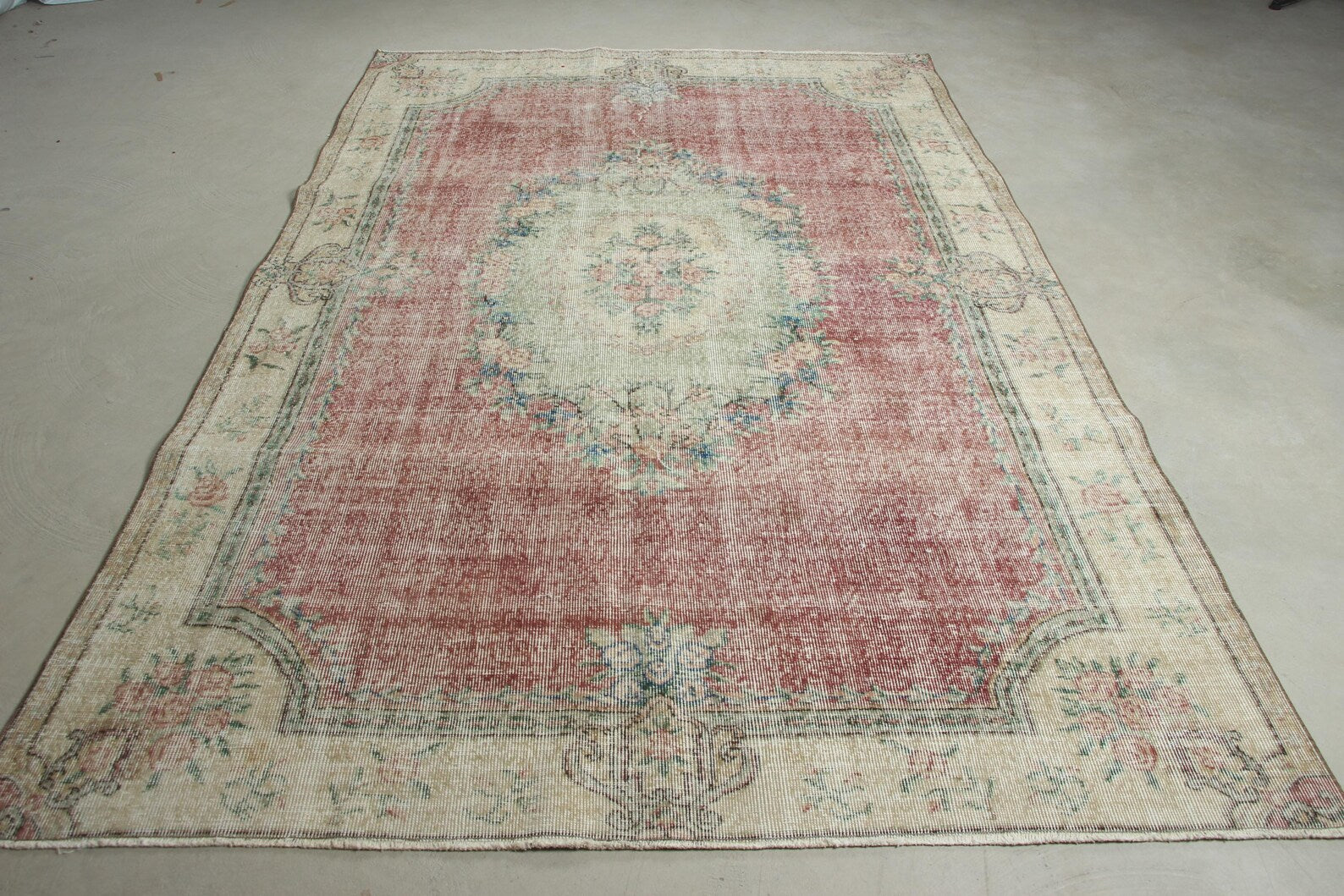 XL Vintage Turkish Accent Area Rug 6.2 x 9.1 ft