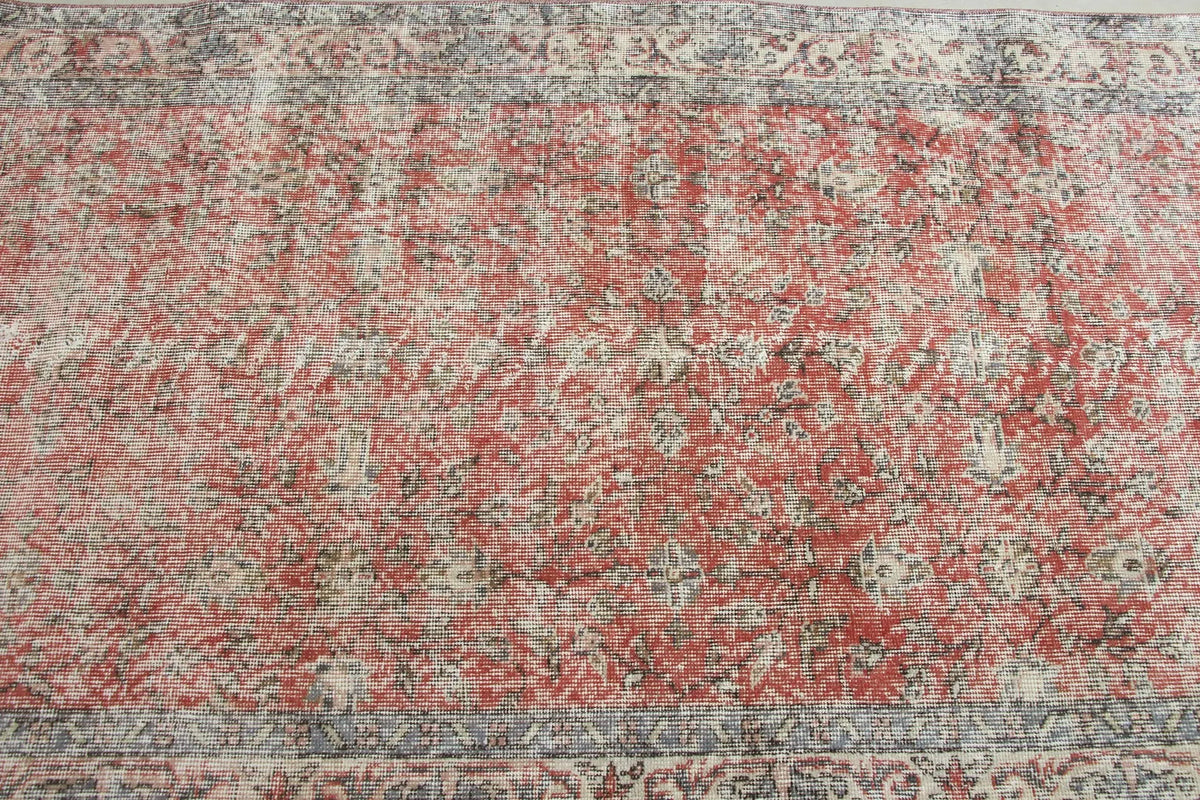Vintage Turkish Accent Area rug 3.7 x 6.7 ft