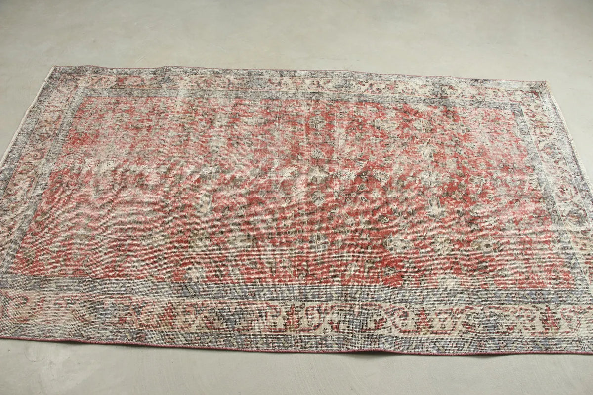 Vintage Turkish Accent Area rug 3.7 x 6.7 ft